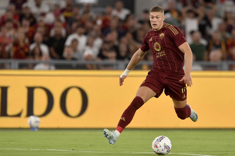 PG-英媒：埃弗顿3700万镑求购罗马中锋多夫比克，两家俱乐部同一老板